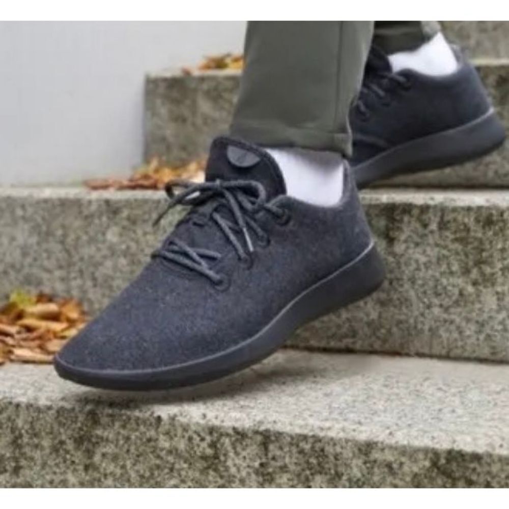 Allbirds Mens Wool Runners Sneaker Size 11 In Charcoal Grey and Black
